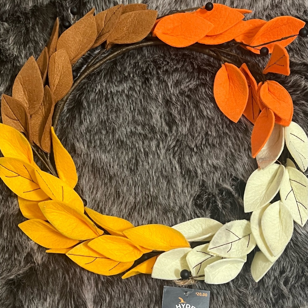 Hyde and Eek Fall Wreath!!!😍😍